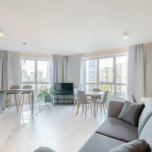 Petrovdom 109-200 In Spacious 2 Bedroom At Rc Kvartet, 16г Vasyl Lypkivskyi Street Апартаменты